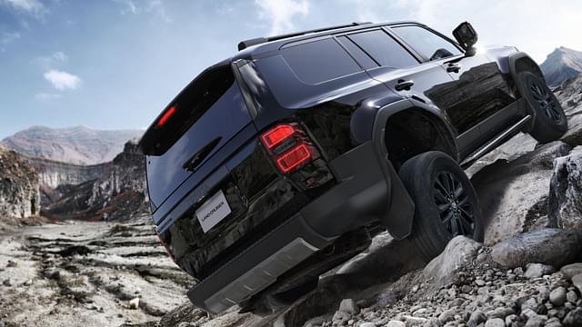 Toyota Land Cruiser Prado Rear View