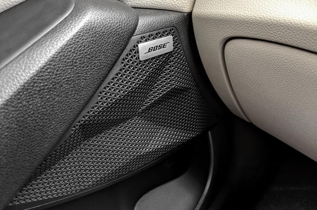 Speakers Image - 2591