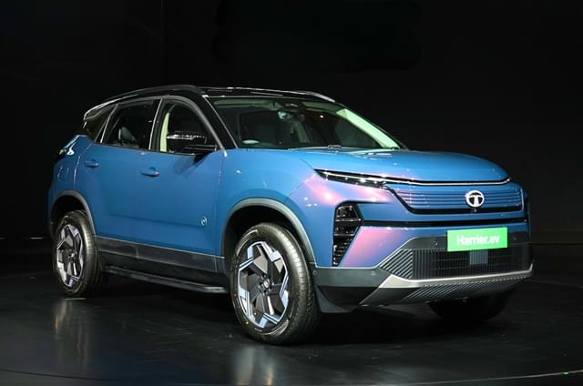 Tata Harrier EV RWD price ranges between Rs 21.49 lakh an...