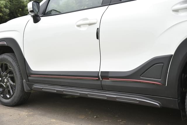 Alloy Wheels Image - 9109