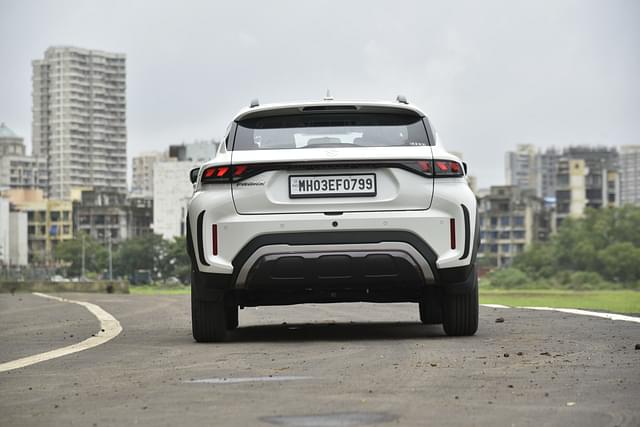 Rear View Image - 9126