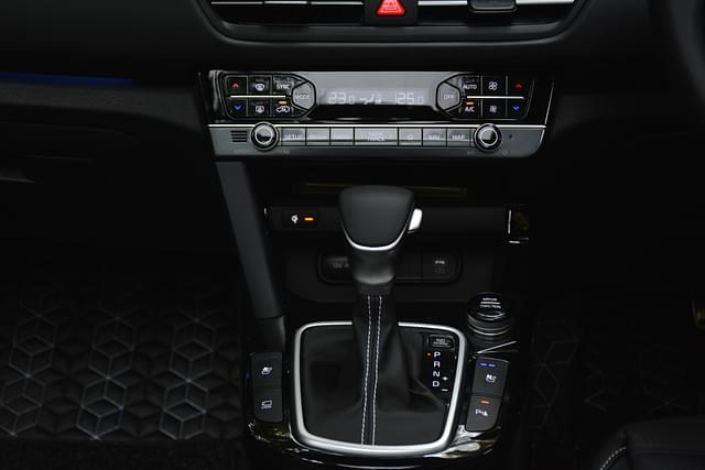 Infotainment System Image - 2470