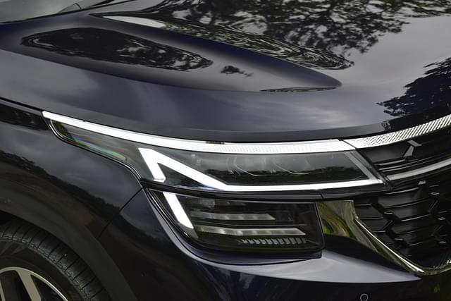 Headlight Image - 2510