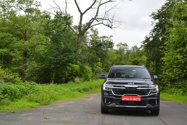 Color Black Image - 2513